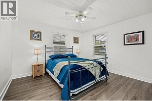 836 Cawston Avenue - Photo 18