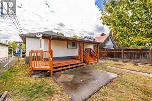 836 Cawston Avenue - Photo 3