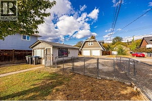 836 Cawston Avenue - Photo 32