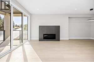 1675 HARBOUR VIEW Crescent - Photo 13