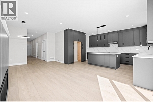 1675 HARBOUR VIEW Crescent - Photo 14