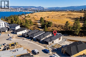 1675 HARBOUR VIEW Crescent - Photo 51