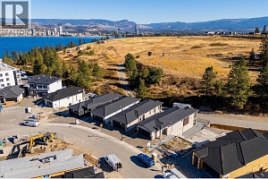 1675 HARBOUR VIEW Crescent - Photo 52