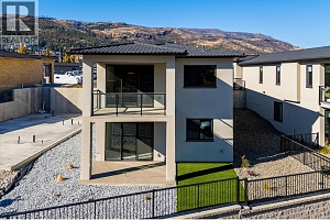 1675 HARBOUR VIEW Crescent - Photo 54