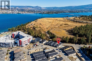 1675 HARBOUR VIEW Crescent - Photo 65