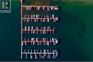 1675 HARBOUR VIEW Crescent - Photo 96