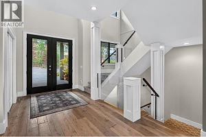 460 Rockview Lane - Photo 2