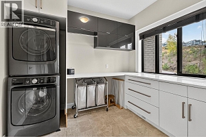 460 Rockview Lane - Photo 40