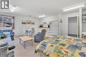 703 Granville Avenue Unit# 104 - Photo 19