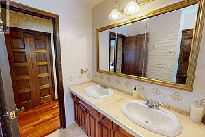 2545 6 Highway - Photo 23