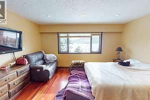 2545 6 Highway - Photo 27