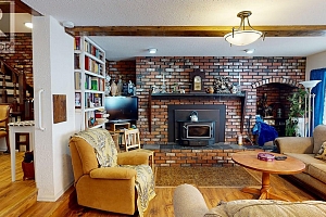 2545 6 Highway - Photo 27