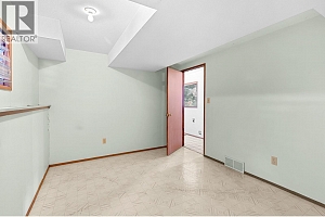 320 Moubray Road - Photo 11