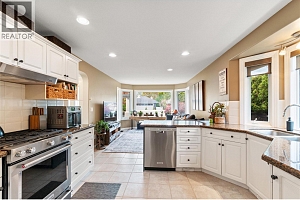 4222 Gallaghers Crescent - Photo 26