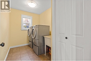 6785 Foothills Drive - Photo 35