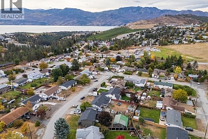 3616 Granada Crescent - Photo 7