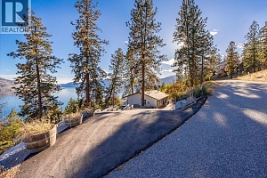 5821 Atkinson Crescent - Photo 56