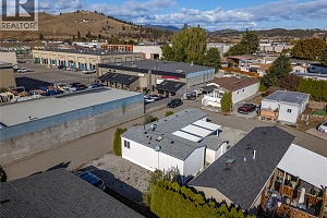 670 McCurdy Road Unit# 4 - Photo 30