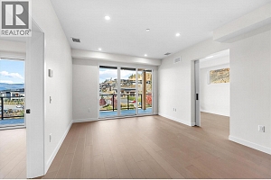 9654 Benchland Road Unit# 407 - Photo 12