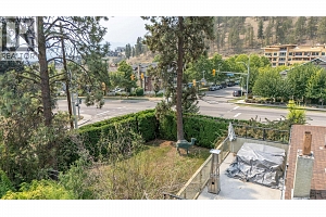 599 Clifton Road S - Photo 42