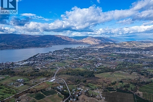 4121 Casorso Road - Photo 11