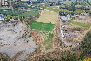 4121 Casorso Road - Photo 4