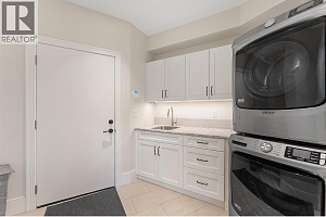 2329 Westside Place - Photo 44