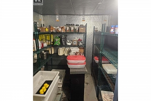 1890 Cooper Road Unit# 1, c/o - Photo 2