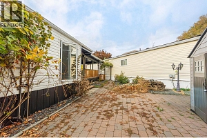 2005 Boucherie Road Unit# 98 - Photo 28