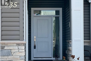 935 9th Avenue - Photo 2