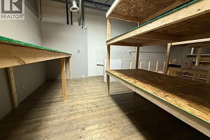 140 Commercial Drive Unit# 111 - Photo 7