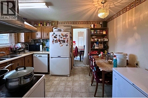 1456 Springfield Road - Photo 2