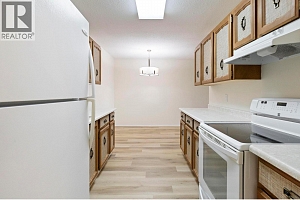 555 Rowcliffe Avenue Unit# 403 - Photo 6