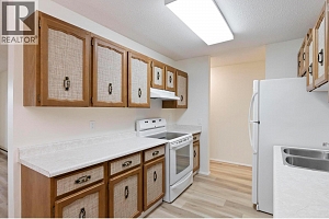 555 Rowcliffe Avenue Unit# 403 - Photo 8