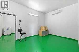 6924 / 6926 Old Kamloops Road - Photo 18