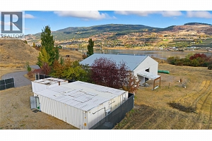 6924 / 6926 Old Kamloops Road - Photo 36