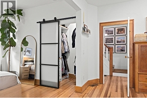 784 Lawrence Avenue - Photo 18