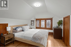 784 Lawrence Avenue - Photo 32