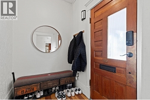 784 Lawrence Avenue - Photo 4