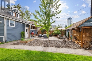 784 Lawrence Avenue - Photo 41