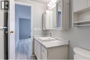 555 Rowcliffe Avenue Unit# 202 - Photo 27