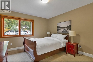 9845 Eastside Road Unit# 87 - Photo 29