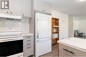 1352 Alder Court - Photo 14