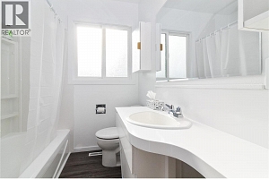 1352 Alder Court - Photo 18