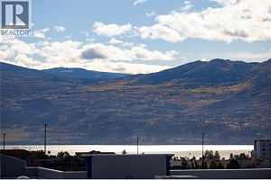 2363 Hawks Boulevard - Photo 16