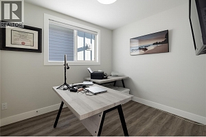 2363 Hawks Boulevard - Photo 18