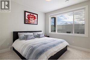 2363 Hawks Boulevard - Photo 34