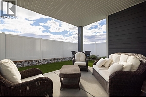 2363 Hawks Boulevard - Photo 39