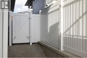 2363 Hawks Boulevard - Photo 40