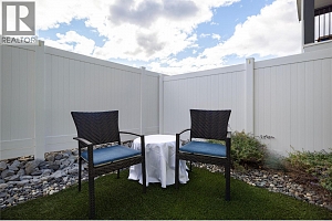 2363 Hawks Boulevard - Photo 42